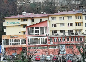 СБРНК Наречeнски бани
